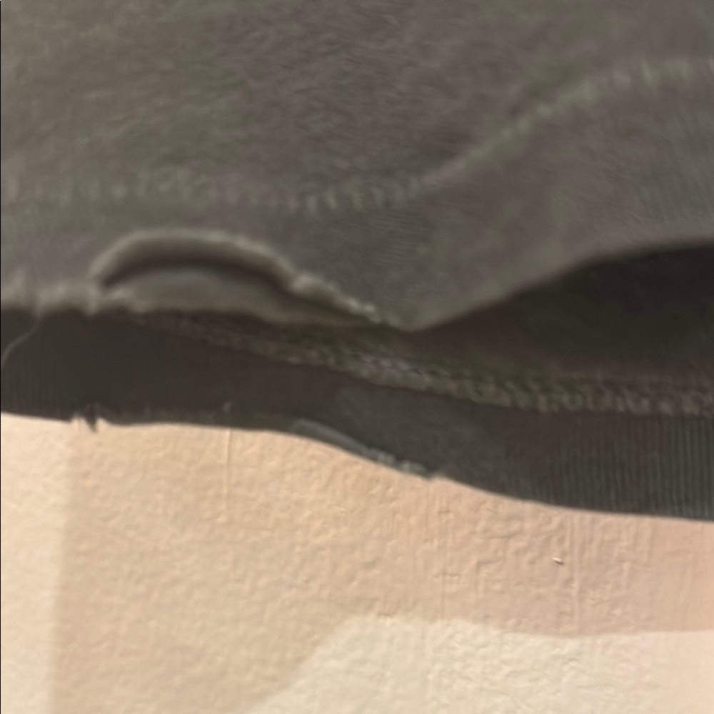 MadeWorn AC/DC Graphic Tee Gray/Black size small glitter effects - Picture 10 of 14